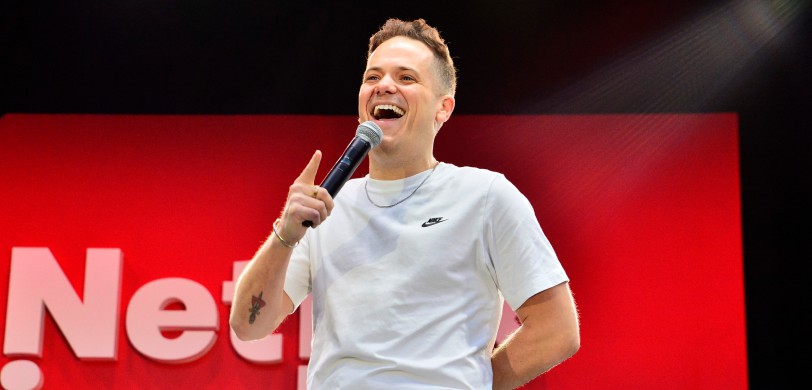 Jeff Arcuri performing live on stage